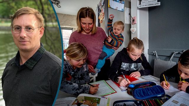 Hemskolning är förbjuden i Sverige med vite om böter. Foto: Michael Probst/AP/TT