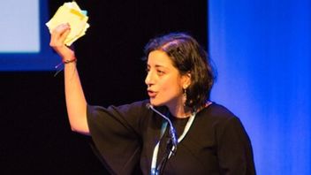 Rappos  Creative Commons Attribution-Share Alike 4.0