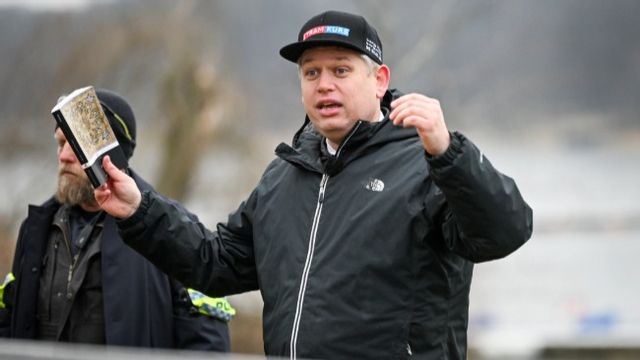 ”Jag blev chockerad över tingsrättens dom”, säger Rasmus Paludan om beslutet att döma honom till fyra månaders fängelse. Nu ändrar hovrätten straffet.Foto: Fredrik Sandberg/TT. 