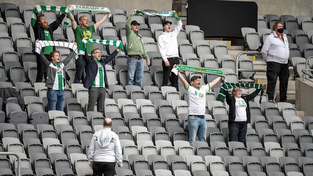 Snart är tomma läktare ett minne blott, publiktaket höjs den 1 juli om regeringens förslah får som de vill. Foto: Janerik Henriksson/TT