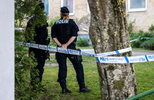 Ett barn under fem år föll från en lägenhet på fjärde våningen i Malmö på måndagen. Arkivbild. Foto: Johan Nilsson / TT