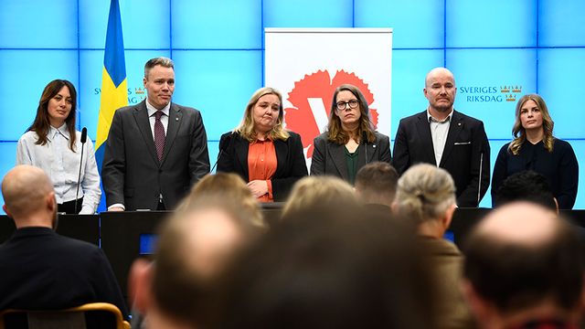 Vänsterpartiets pressträff på måndagen. Foto: Lars Schröder/TT