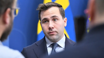 Bistånds- och utrikeshandelsminister Benjamin Dousa (M). Foto: Lars Schröder/TT