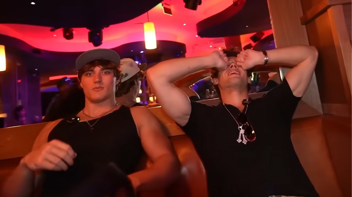 Clavicular (till höger) överdoserade på en nattklubb. Foto: Skärmdump Youtube