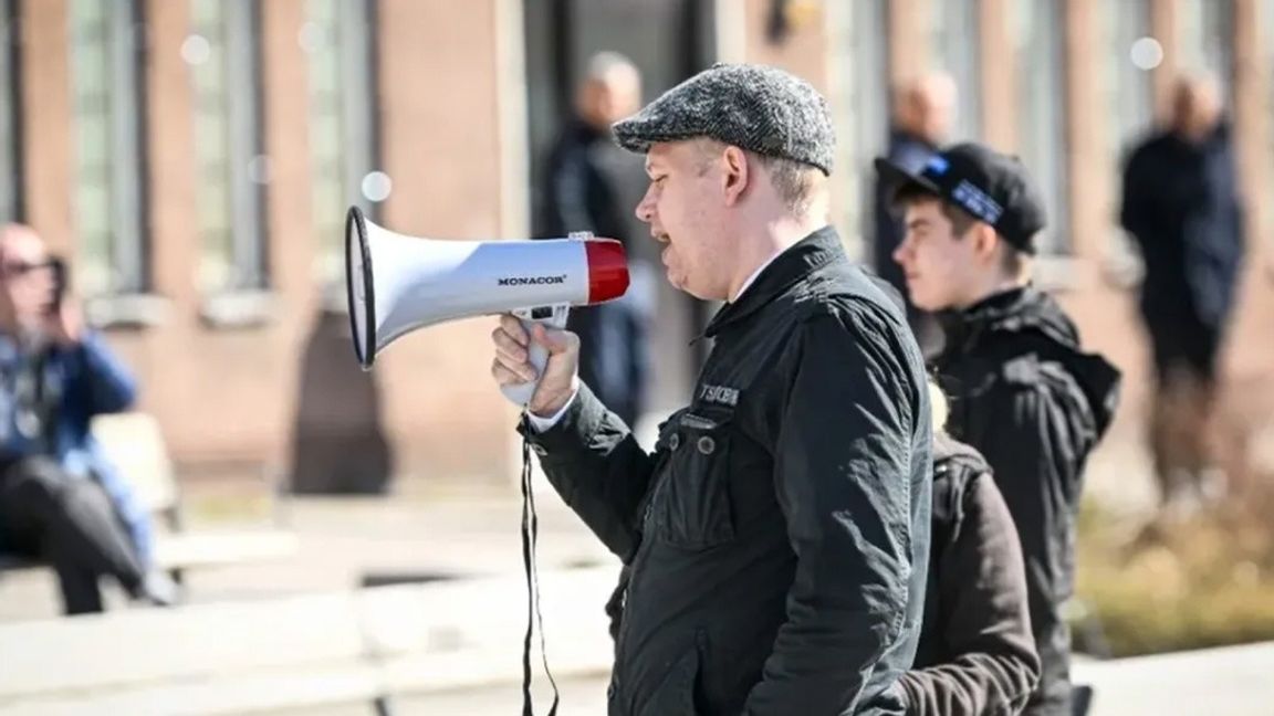 Rasmus Paludan höll i nya koranbränningar på torsdagen. Foto: Henrik Montgomery/TT