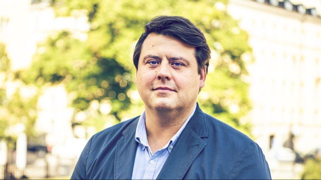 Msciwoj Swigon, regionråd för Sverigedemokraterna i Region Stockholm, ställer sig kritisk till dagens beslut om nytt journalsystem. Foto: SD-kansliet