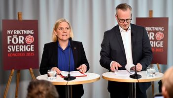 Anderssons nya riktning är rakt vänsterut. För henne är makten viktigare än att få ordning på landet, och det är vänsterut hon har vänner. Foto: Pontus Lundahl/TT