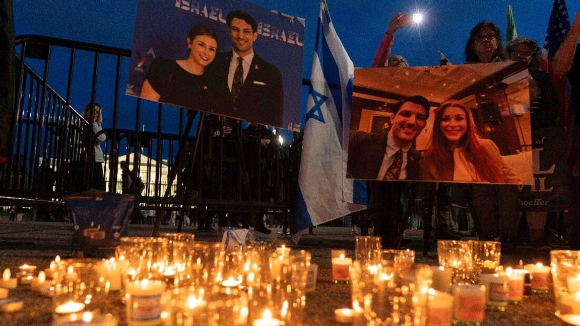 Minnesstund efter dödsskjutningen. Foto: Jose Luis Magana/AP