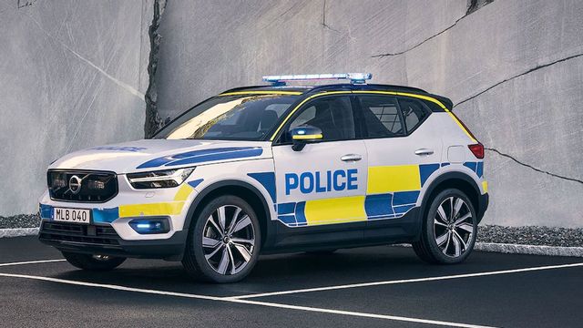 De första bilderna på polisens första elbil från Volvo Cars är släppta. Foto: Volvo Cars
