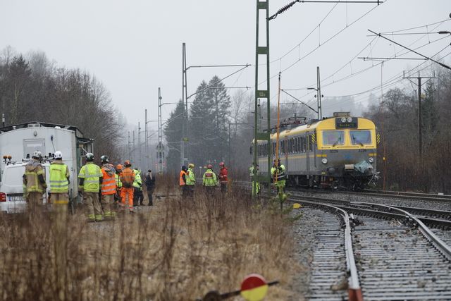 Räddningstjänsten har larmats till en olycka i centrala Härryda, strax norr om Landvetter flygplats, där en personbil har blivit påkörd av ett tåg. Adam Ihse/TT