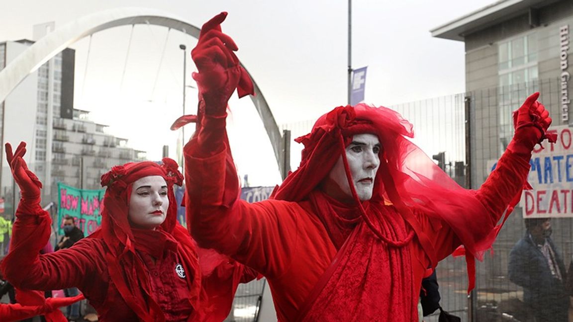 Gruppen Extinction Rebellion företräder en alarmistisk syn på klimatfrågan. Foto: Scott Heppell/AP/TT