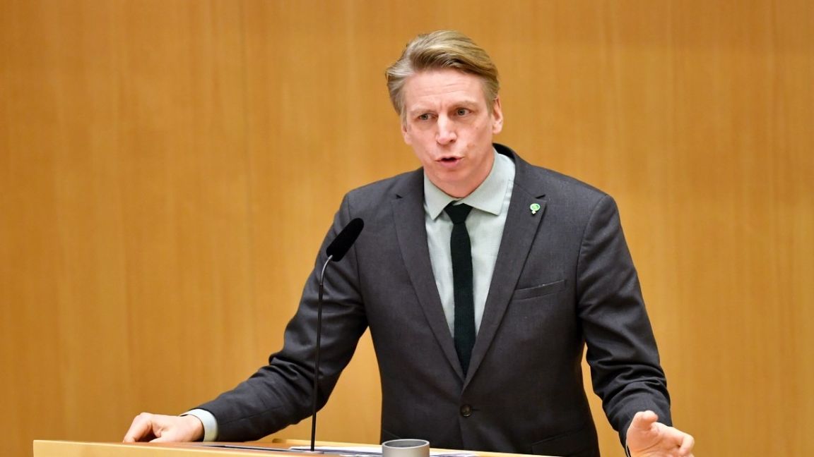 Miljöpartiets språkrör Per Bolund (MP) har smittats av corona. Foto: Anders Wiklund/TT