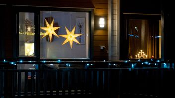 Kylan leder till ett ökat uppvärmningsbehov, men trots det håller sig elpriserna på samma nivå som under fjolåret. Arkivbild. Foto: GORM KALLESTAD/NTB/TT