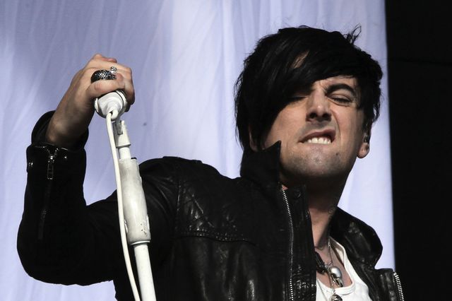 Sångaren Ian Watkins har hittats död i fängelset där han avtjänade ett straff för sexbrott mot barn. Arkivbild. Foto: Joel Ryan/AP/TT