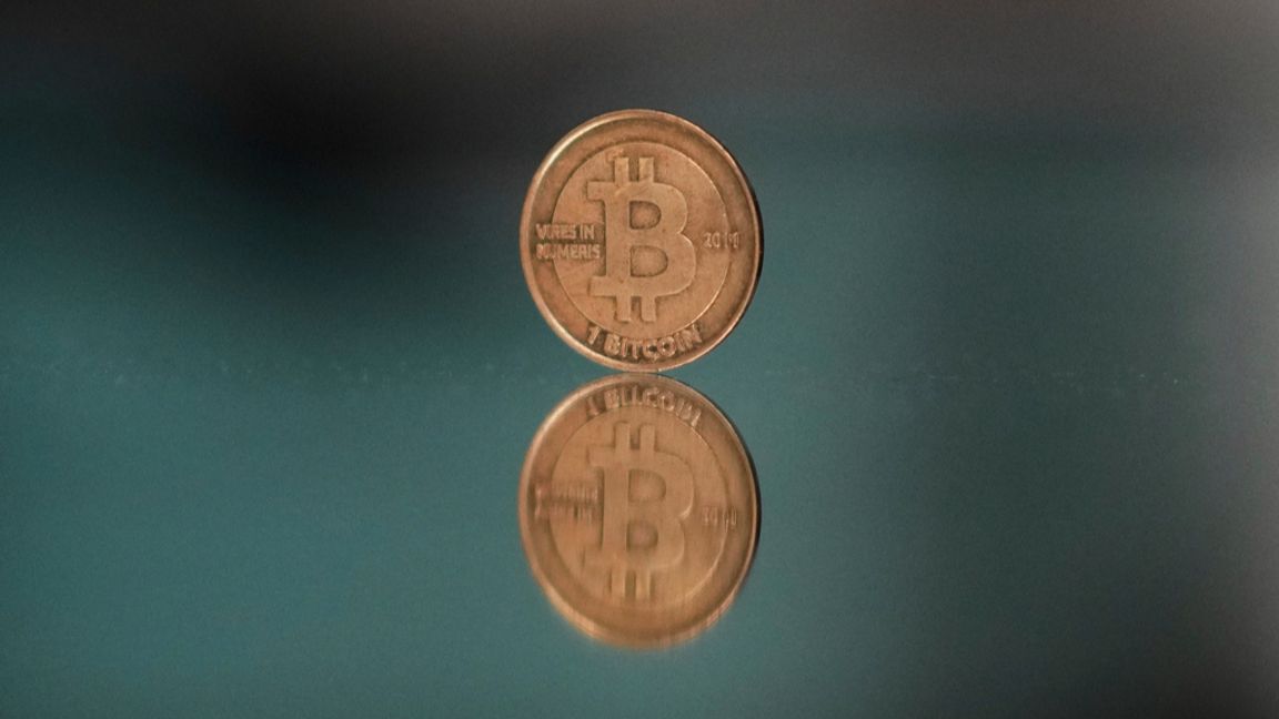 Bitcoin har satt nya rekord flera gånger i år. Arkivbild. Petr David Josek/AP/TT