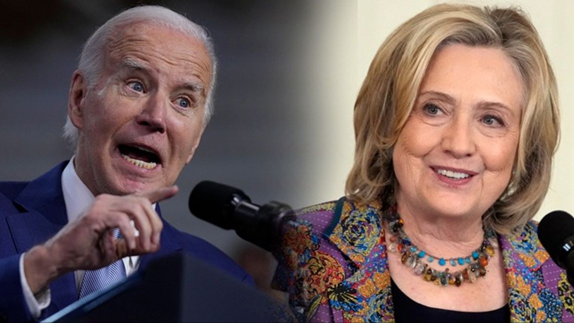 Joe Biden tar hjälp av Hillary Clinton. Foto: Manuel Balce Ceneta/Alex Brandon/AP