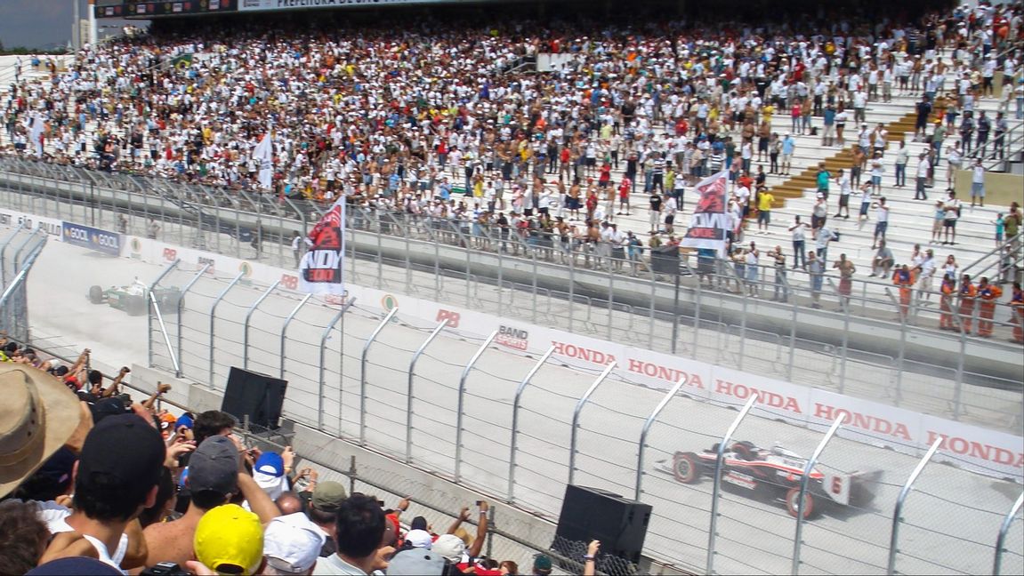 Indy 500 är ett klassiskt amerikanskt bilrace. Foto: Deni Williams (CC BY 2.0)