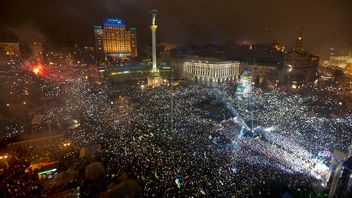 Demonstranter vid Maidan-torget nyår 2014. Foto: Efrem Lukatsky/AP/TT