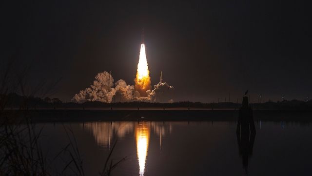 Raketen Orion skjuts upp för att testas. Foto: Bill Ingalls/TT