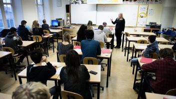 Undervisning i skolan är ovanligt för landets högstadieelever.
Foto: JESSICA GOW / TT