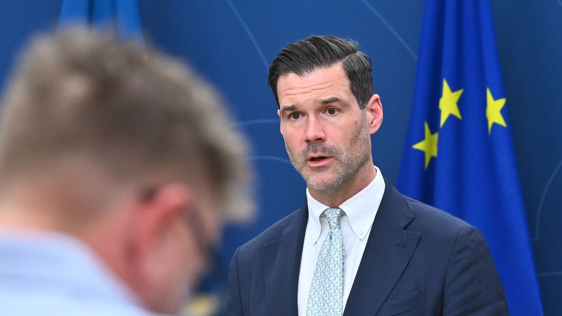 Migrationsminister Johan Forssell (M) reser till Helsingfors för att ta del av Finlands arbete med att attrahera högkvalificerad arbetskraft. Foto: Claudio Bresciani/TT