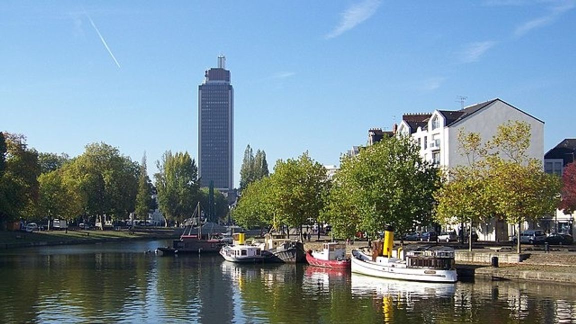 Floden Erdre som flyter igenom Nantes. Foto: WikiCommons Public Domain 