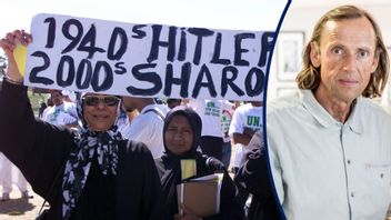 Durbankonferensen 2001. Ett budskap som inte gick att missförstå. Israels dåvarande premiärminister Ariel Sharon likställs med Adolf Hitler. Foto: Karel Prinsloo/AP