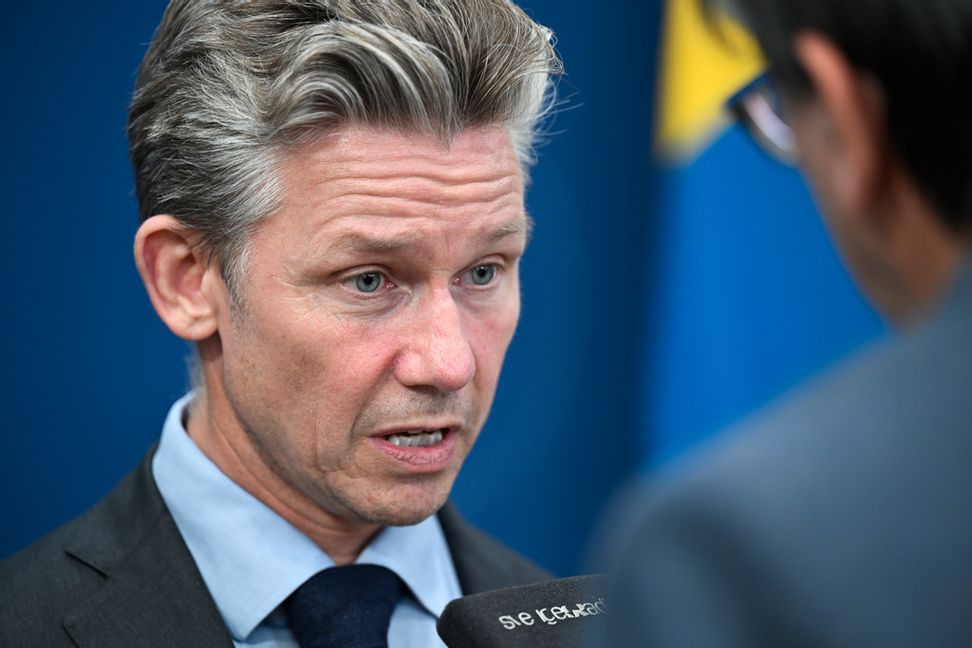 Försvarsminister Pål Jonson (M), på bild från i fredags. Foto: Fredrik Sandberg/TT