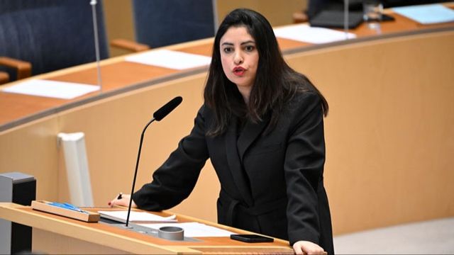 Nooshi Dadgostar (V). Foto: Jessica Gow/TT.