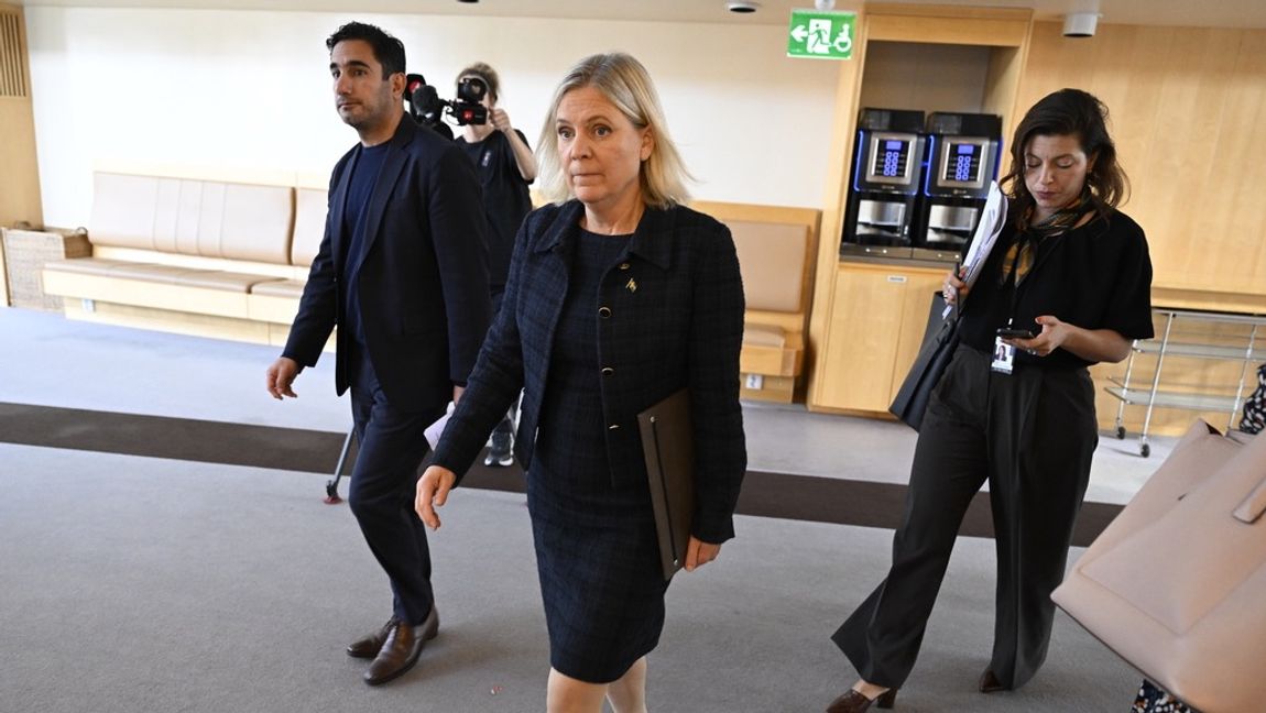 Fler frågor borde ställas om bankskatten. Foto: Jessica Gow/TT