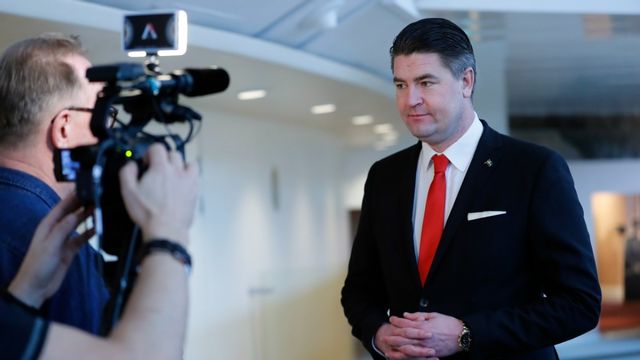 Oscar Sjöstedt (SD) tycker att Socialdemokraterna kopierar SD:s politik. Foto: Christine Olsson/TT