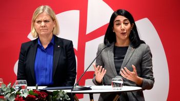 Tvångsblandning är ett högt spel. Medelklassen kan byta block för att skydda sina liv. Foto: Jakob Åkersten Brodén/TT