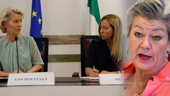 EU-kommissionens ordförande Ursula von der Leyen och Italiens premiärminister Giorgia Meloni, till höger Ylva Johansson (S), EU-kommissionär med ansvar för migration. Foto: X/Claudio Bresciani/TT