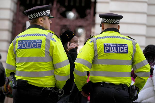 Arkivbild på brittiska poliser. Frank Augstein/AP/TT