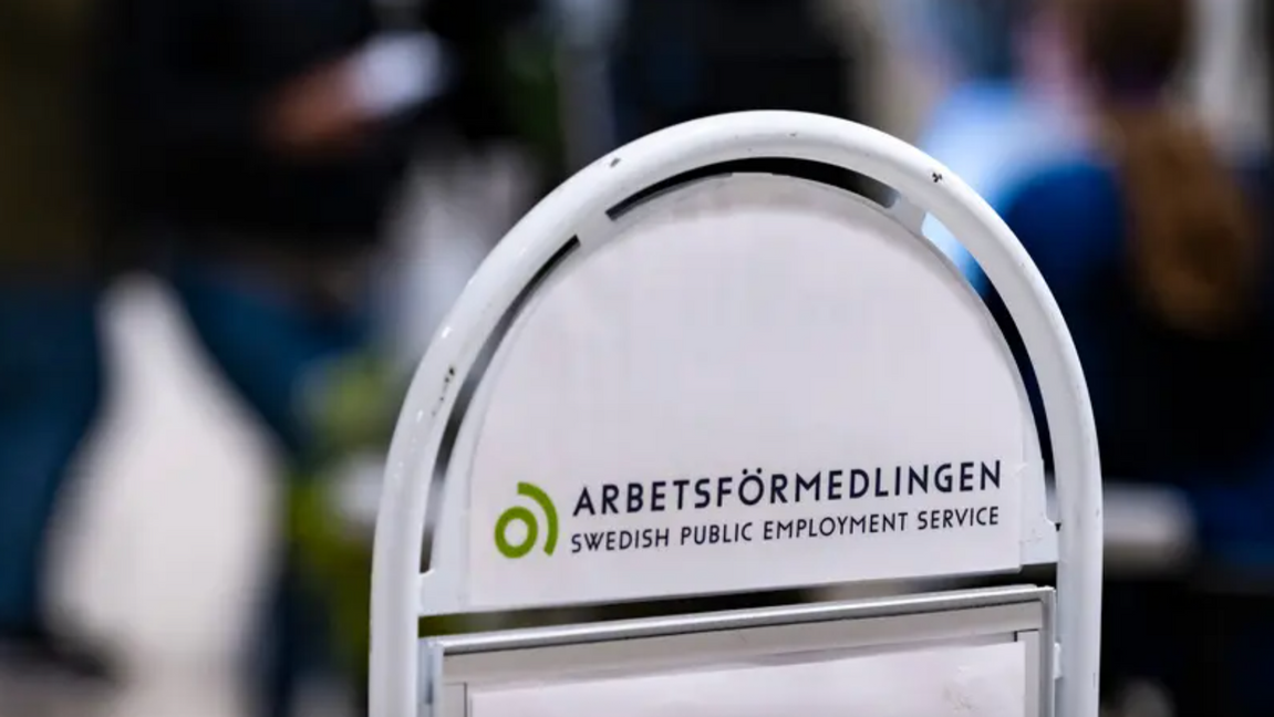 Genrebild. En arbetsförmedlare i Värmland får löneavdrag efter att ha suttit tyst under telefonsamtal med jobbsökande. Foto: Johan Nilsson/TT