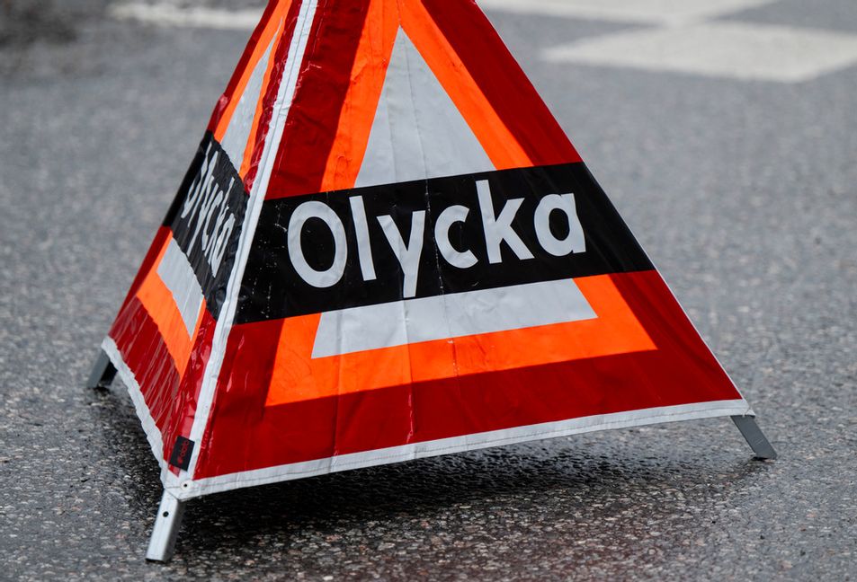 Två personer skadades när de klämdes fast under en stenmur i Tanum på måndagen. Arkivbild. Christine Olsson/TT