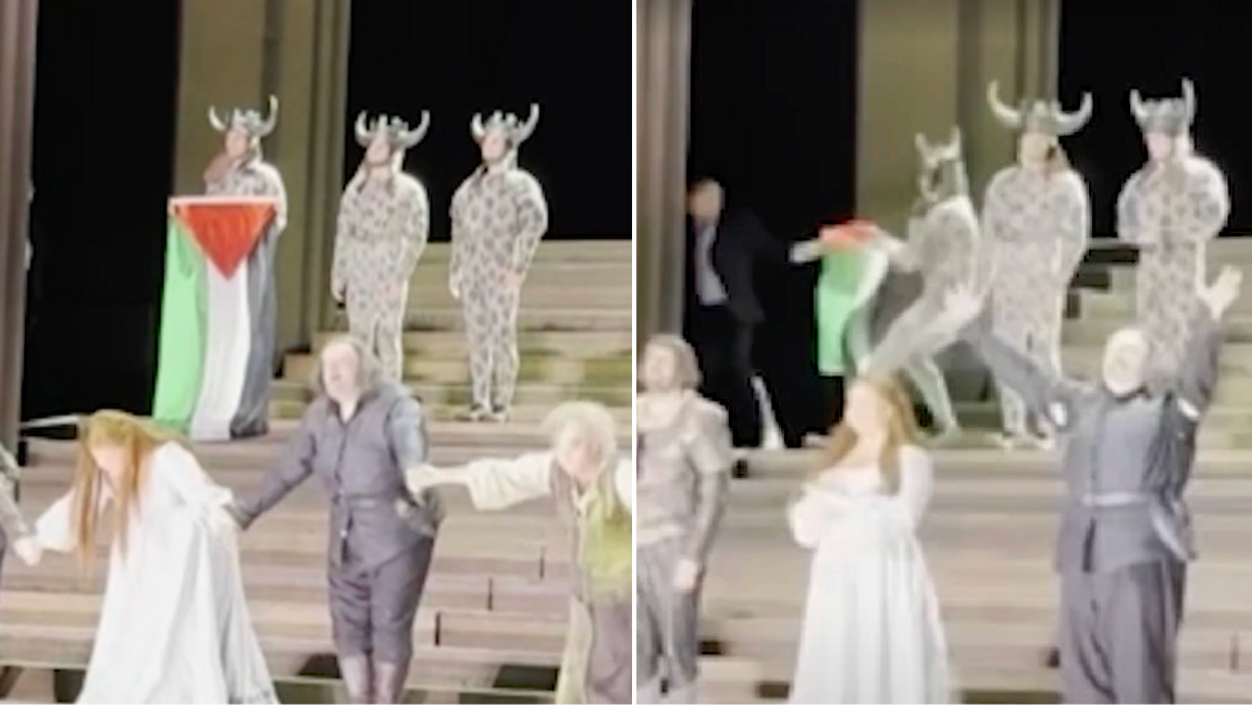 Tumult utbröt på Royal Opera House när en dansare höll upp en palestinsk flagga under applåderna efter ”Il Trovatore”. Foto: NBC News