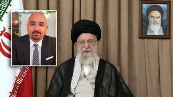 – Islamiska regimen är mycket, mycket svagare än tidigare, säger Arvin Khoshnood. Men han varnar också för att regimen kan gå stärkta ur krisen. I bilden: Arvin Khoshnood och Irans högste ledare Ali Khamenei. Foto: Privat/AP/TT