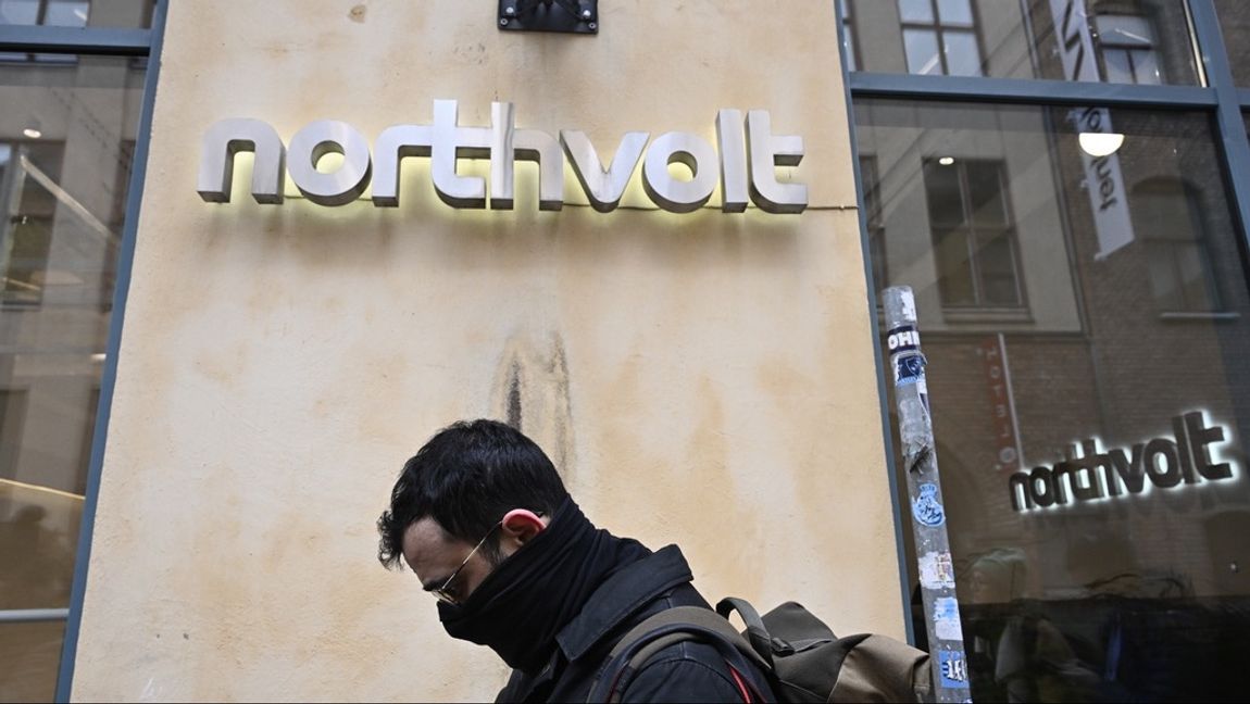 Ett av många svar som folk måste få, är hur sex miljarder ut pensionspengarna kunde hamna i Northvolt. Foto: Jonas Ekströmer/TT