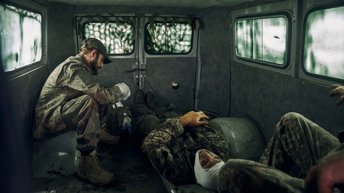 Skadade ukrainska soldater efter strider med ryska trupper i Charkiv. Foto: Kostiantyn Liberov/AP/TT