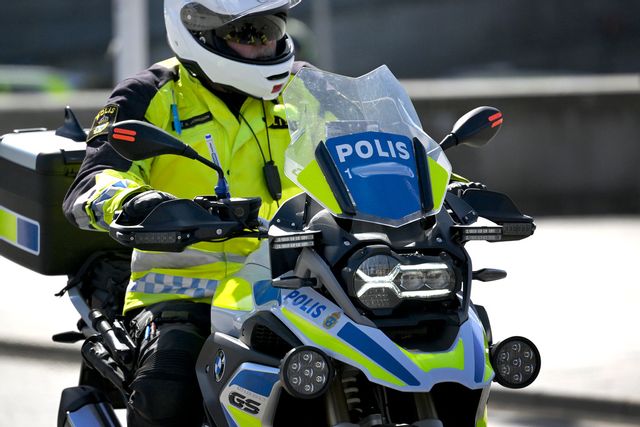 En mc-buren polis. Arkivbid. Foto: Janerik Henriksson/TT