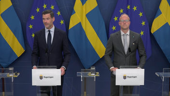 Migrationsminister Johan Forssell (M) och Sverigedemokraternas migrationspolitiske talesperson Ludvig Aspling. Foto: Regeringskansliet