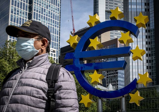 Europeiska centralbanken ligger i den tyska staden Frankfurt am Main.
Foto: Michael Probst/AP.