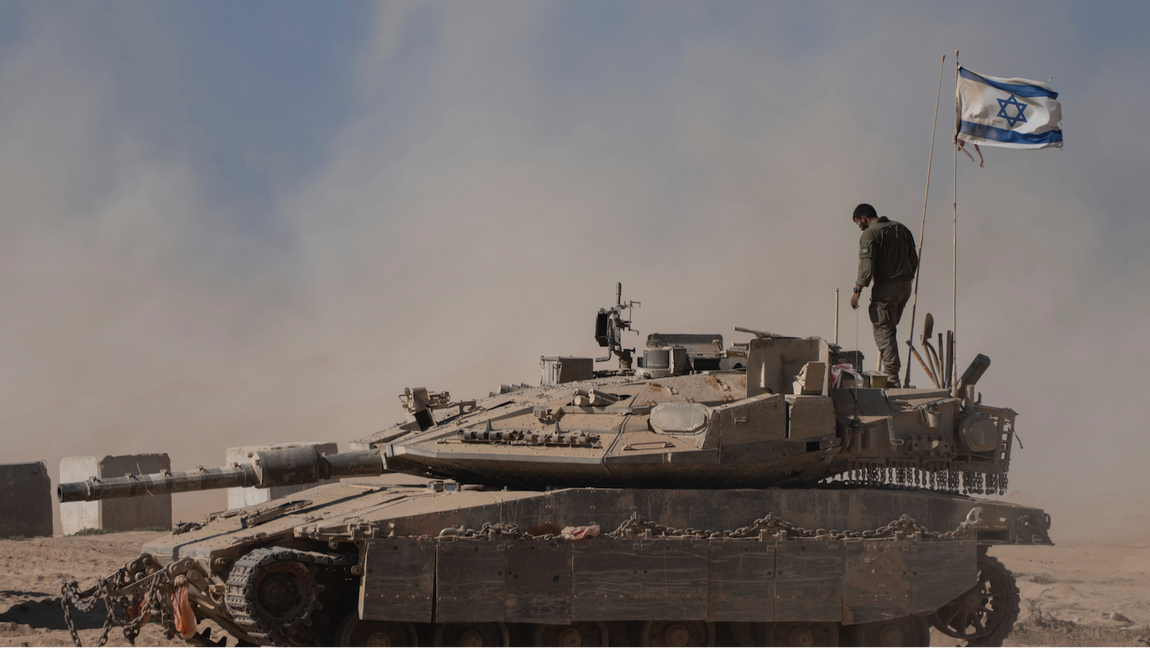 Genrebild på en israelisk stridsvagn vid Gaza-gränsen. IDF förbereder stor markoffensiv mot Hamas. Foto: Maya Levin/AP/TT
