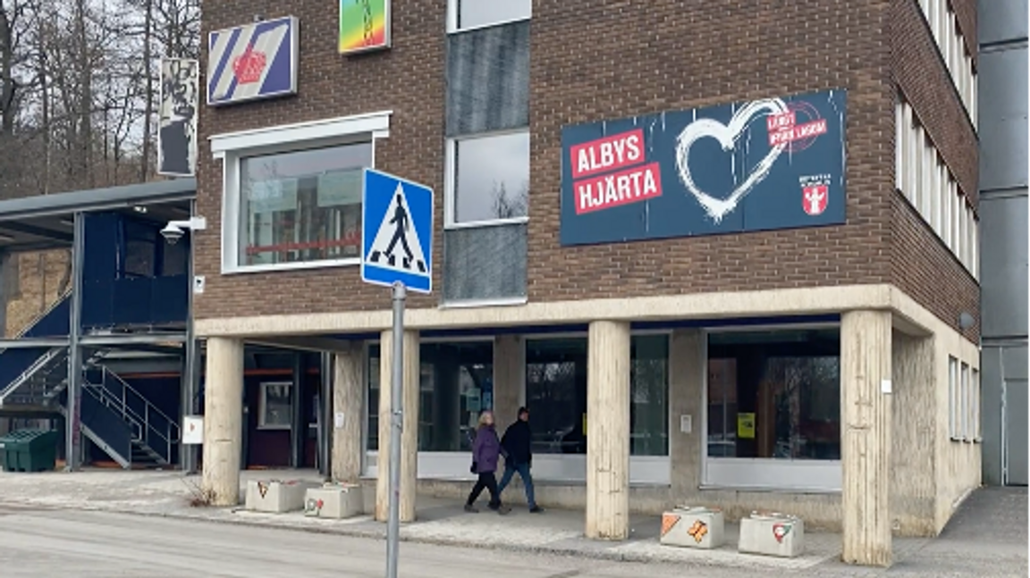 ABF:s fritidsgård i Alby. Foto: Skärmdump SVT