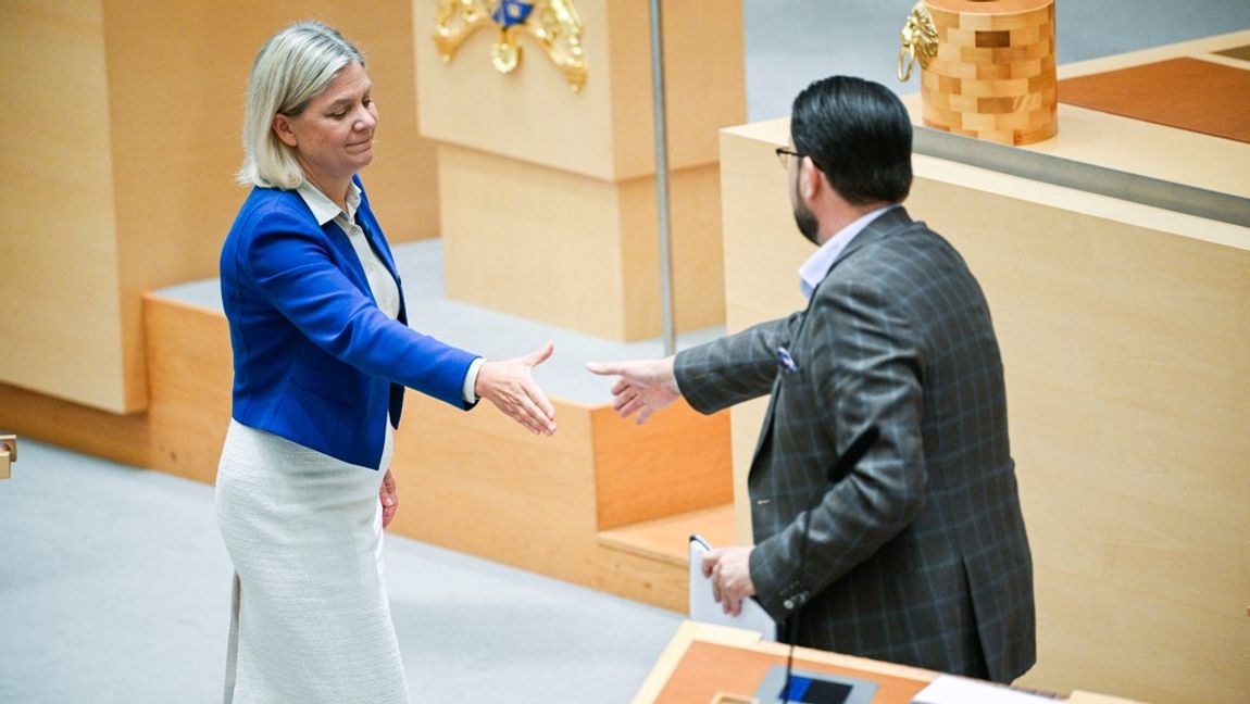 Anderssons prat om en bred uppgörelse är en utsträckt hand till Jimmie Åkesson och de andra i Tidöuppgörelsen. Foto: Anders Wiklund/TT