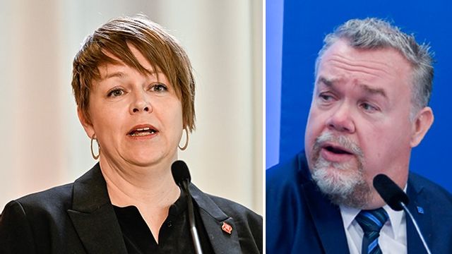 David Lega (KD) kräver Katrin Stjernfeldt Jammehs (S) avgång. Foto: Jonas Ekströmer/Fredrik Surell/TT