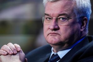 Ukrainas utrikesminister Andrij Sybiha under en pressträff i Kiev i februari. Foto: Evgeniy Maloletka/AP/TT