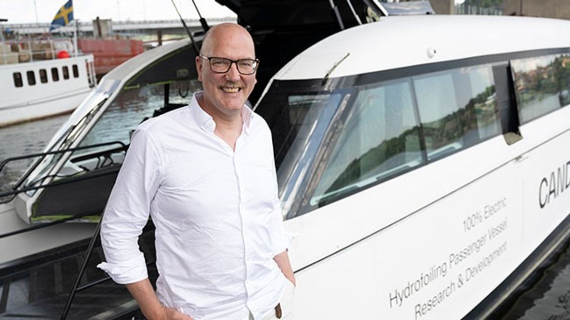 Gustav Hemming (C) som ordförande i Stockholms regionstyrelses infrastruktur- och regionplaneringsutskott i juni 2024. Bild: Henrik Montgomery 