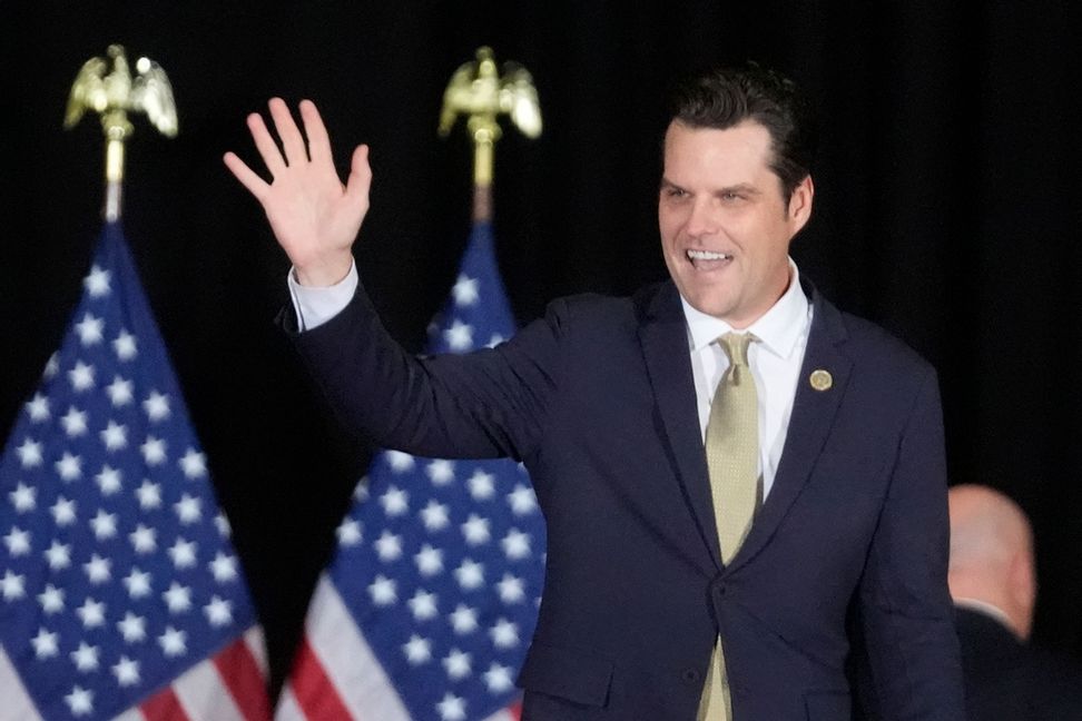 Matt Gaetz har nominerats till justitieministerposten av tillträdande presidenten Donald Trump. Bilden togs vid ett valmöte dagen före valet i USA. John Bazemore/AP/TT